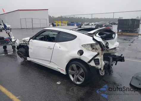 2013 Hyundai Veloster Turbo W/Black z USA, uszkodzony, nr VIN KMHTC6AE5DU176800